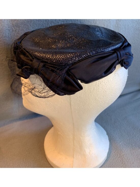 Vintage Phyllis Navy Bow Veil Hat Womens Size 22 Classic 1950s Netting & Shine E main image 11